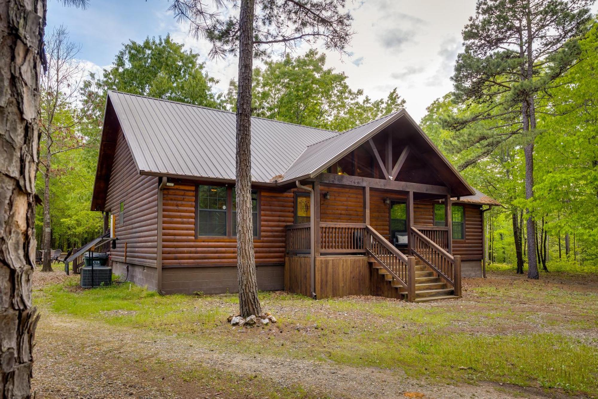 Cross Timbers Cabin On The Grove'S 25-Acres Broken Bow Esterno foto